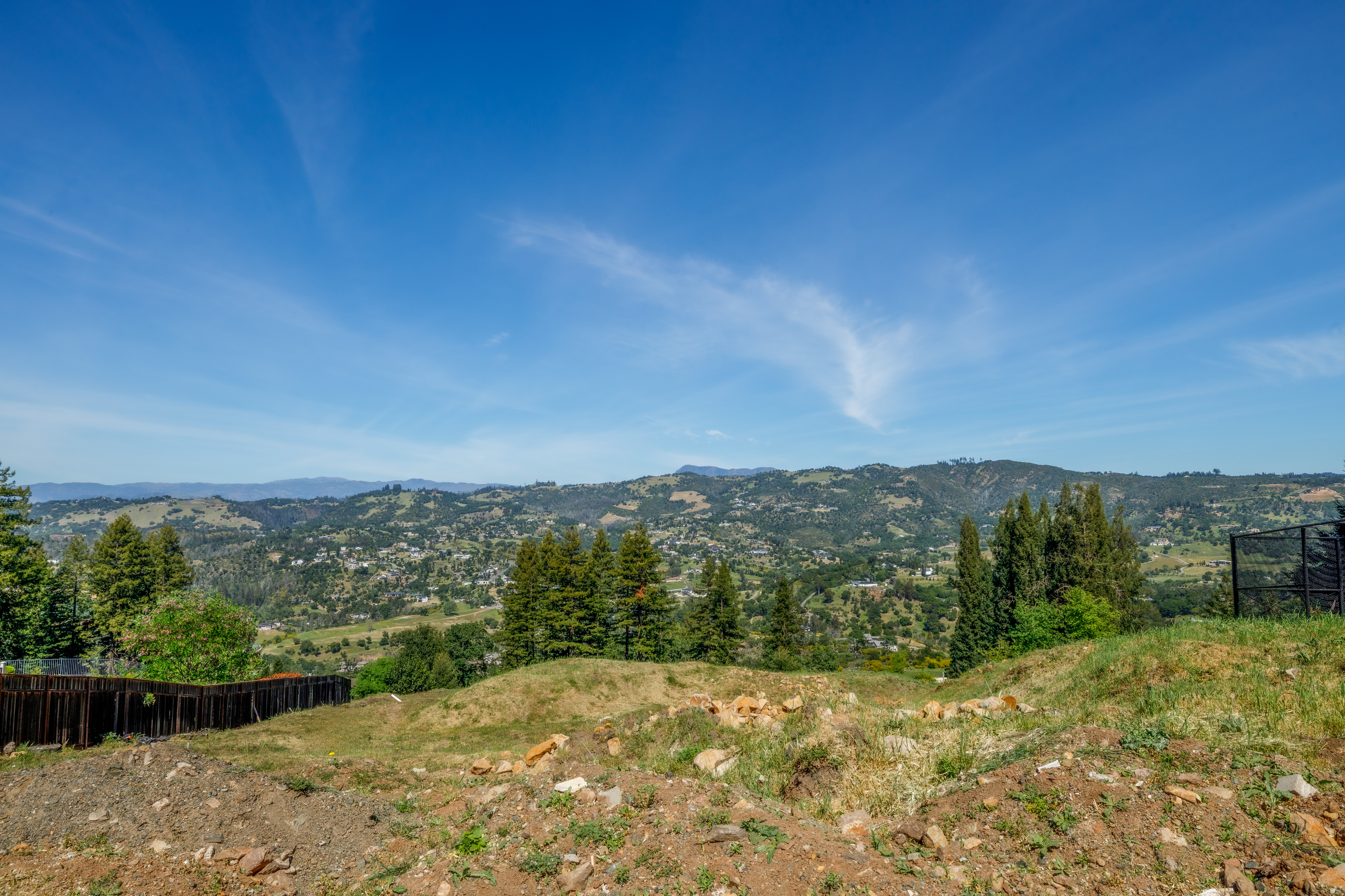  3888 Skyfarm Drive, Santa Rosa, CA 95403 - 物件實景