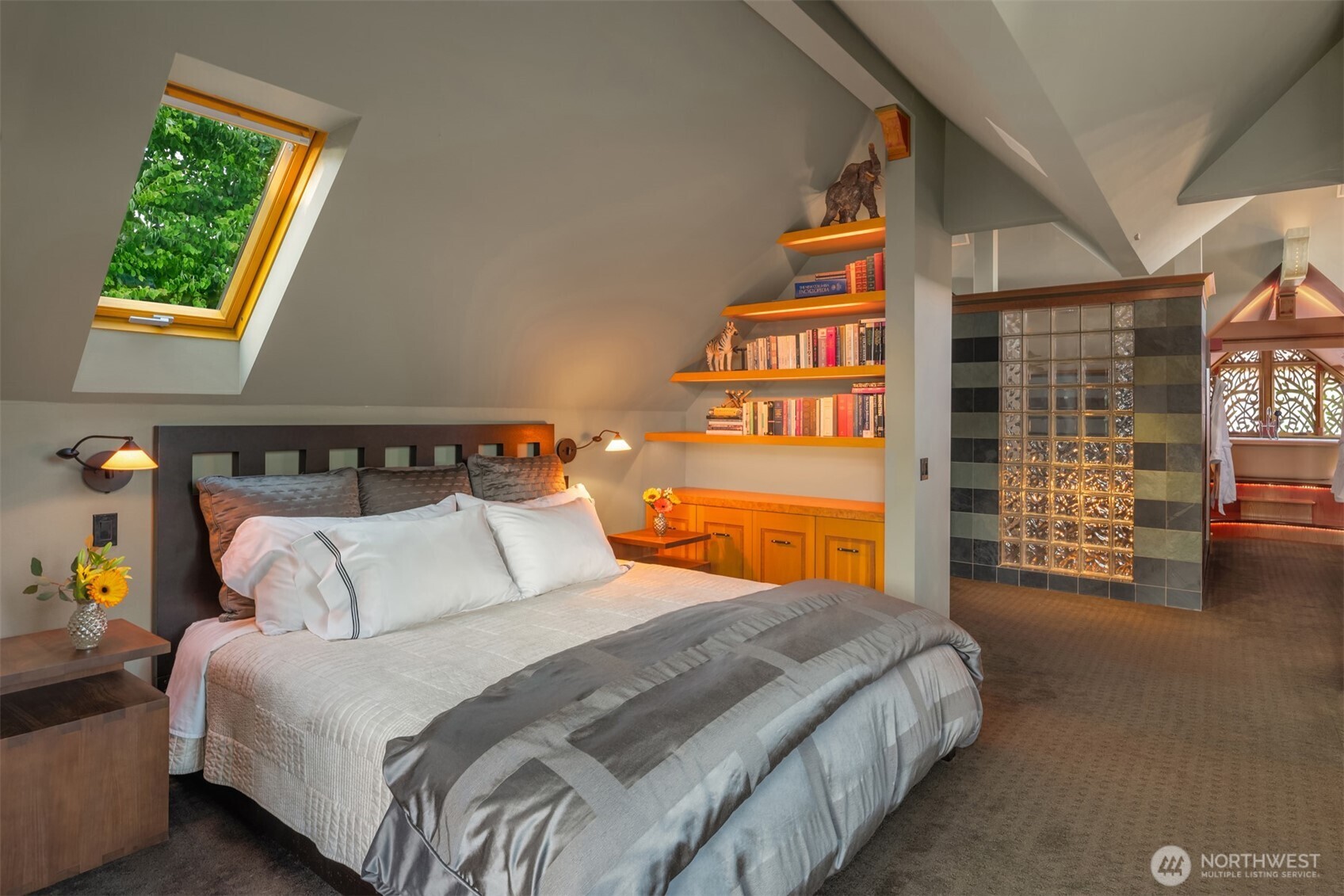 Seattle, Washington, 98112, United States, 3 Bedrooms Bedrooms, ,1 BathroomBathrooms,Residential,For Sale,1848014