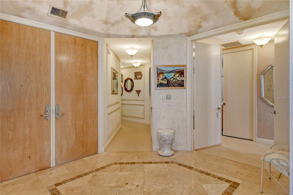 Longboat Key, Florida, 34228, United States, 3 Bedrooms Bedrooms, ,4 BathroomsBathrooms,Residential,For Sale,1962388