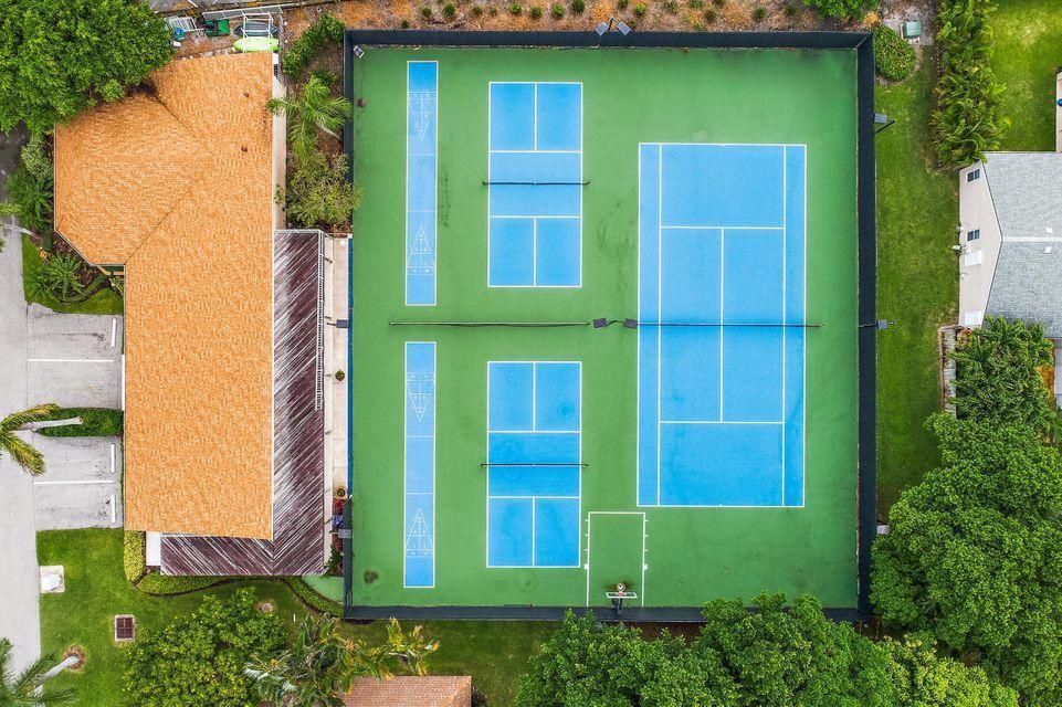 Hypoluxo, Florida, 33462, United States, 2 Bedrooms Bedrooms, ,2 BathroomsBathrooms,Residential,For Sale,1736314