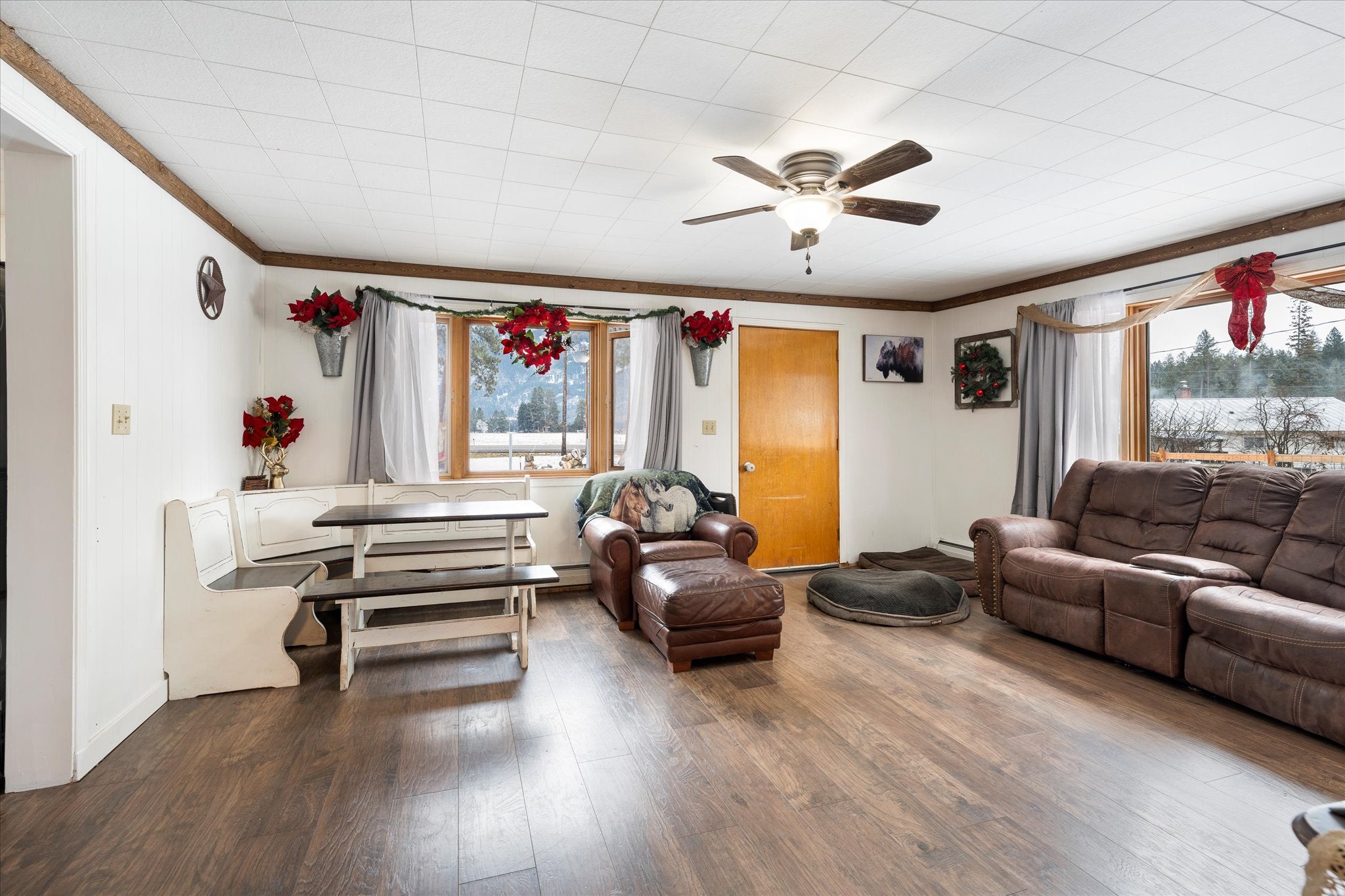 1985 Mt Highway 206, Columbia Falls, Montana, 59912, United States, 3 Bedrooms Bedrooms, ,1 BathroomBathrooms,Residential,For Sale,1985 Mt Highway 206,1672073