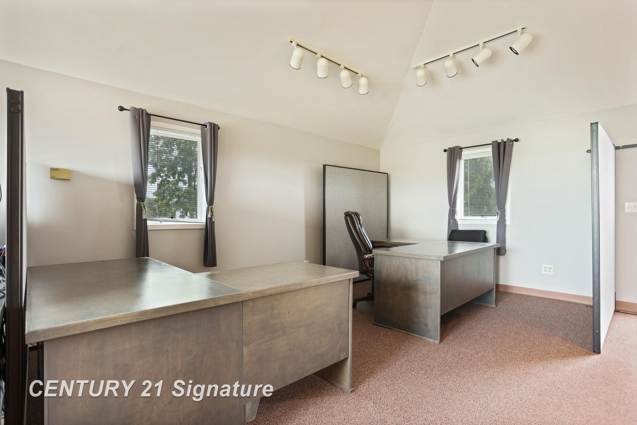 Saginaw, Michigan, 48604, United States, 4 Bedrooms Bedrooms, ,3 BathroomsBathrooms,Residential,For Sale,1980759