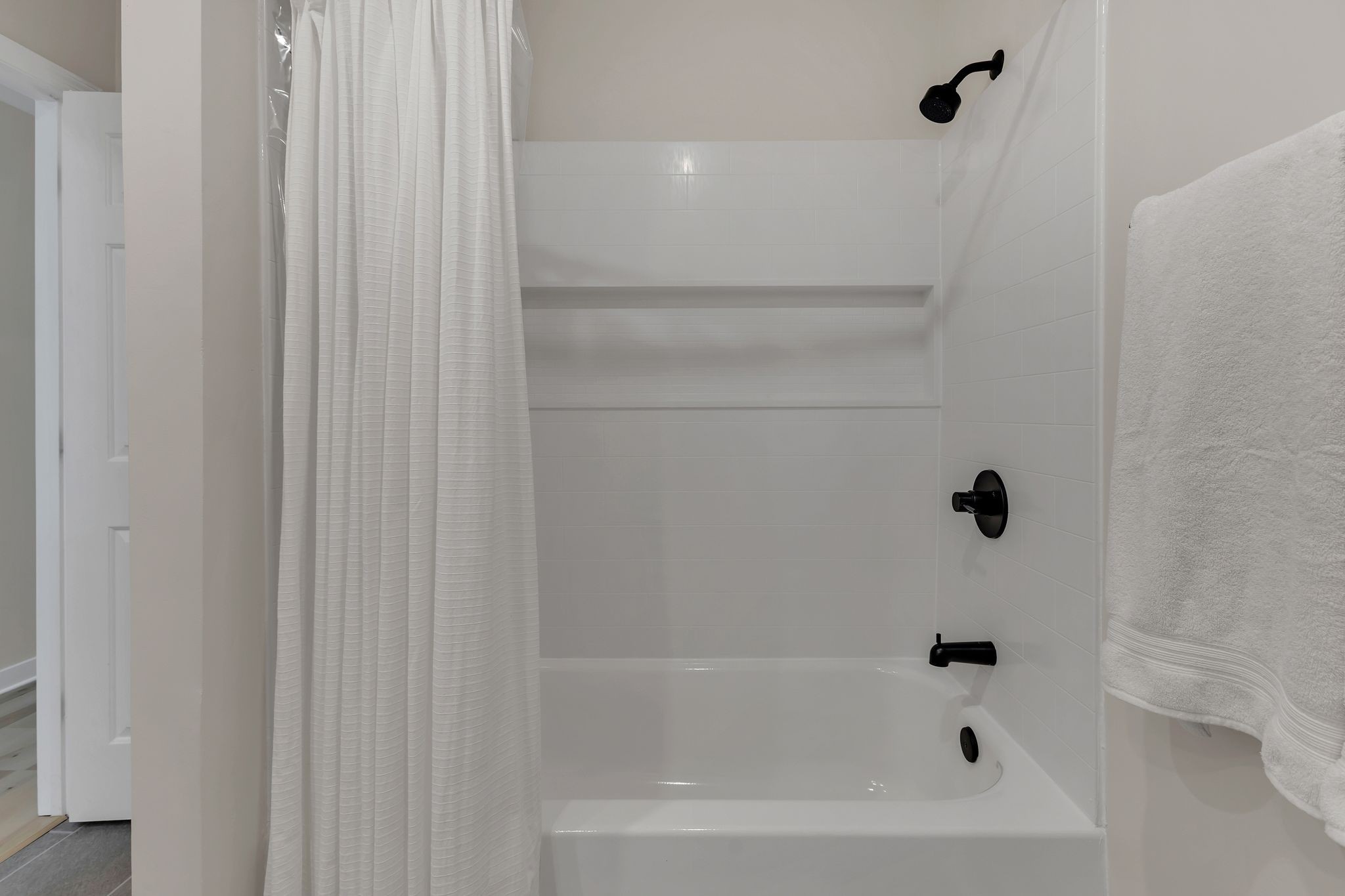 Franklin, Tennessee, 37064, United States, 3 Bedrooms Bedrooms, ,3 BathroomsBathrooms,Residential,For Sale,1874196