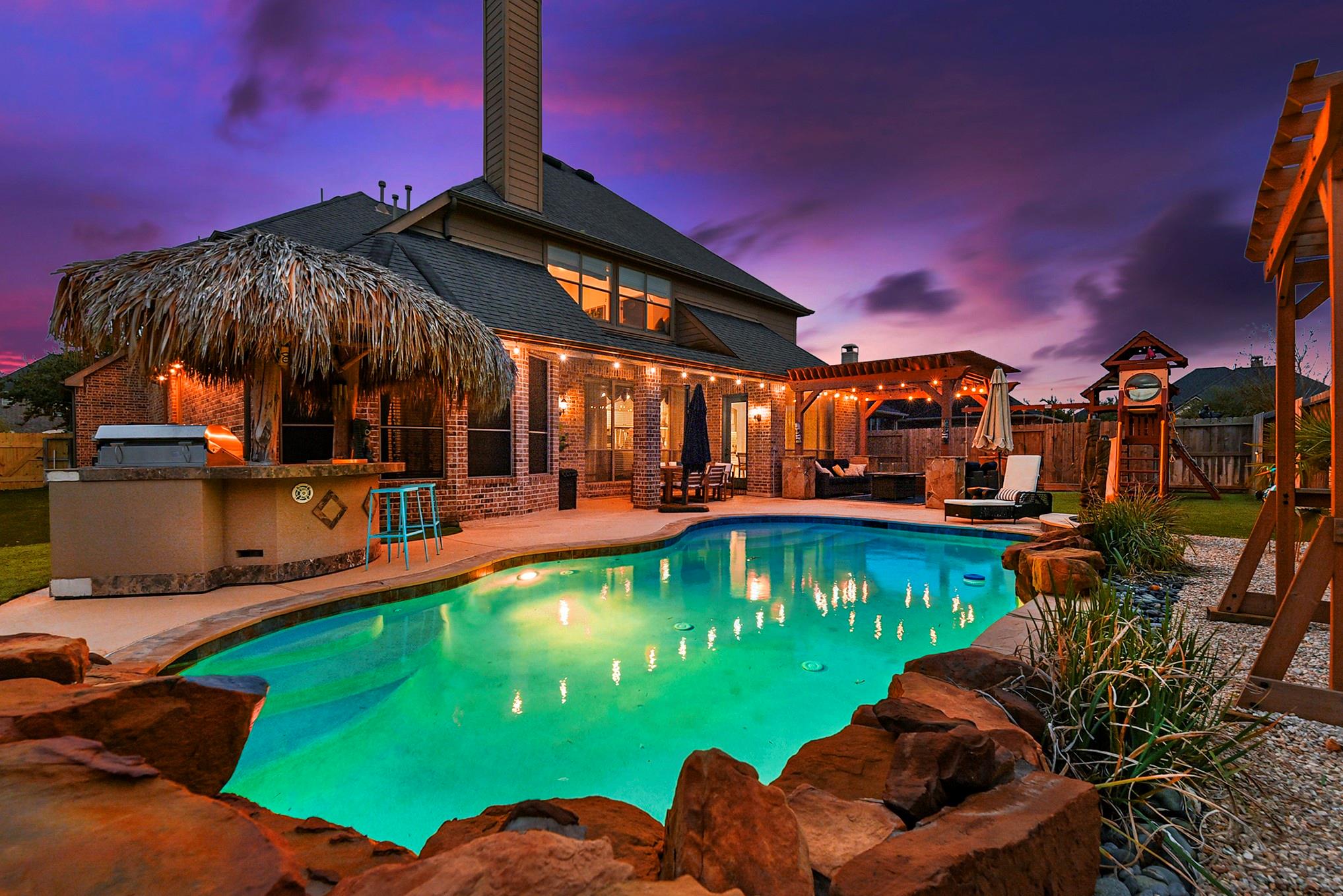 Katy, Texas, 77494, United States, 5 Bedrooms Bedrooms, ,4 BathroomsBathrooms,Residential,For Sale,2015284