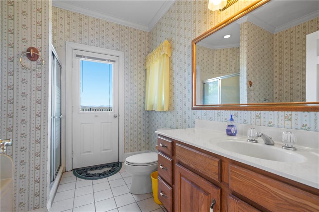 Gainesville, Georgia, 30506, United States, 5 Bedrooms Bedrooms, ,5 BathroomsBathrooms,Residential,For Sale,1996488