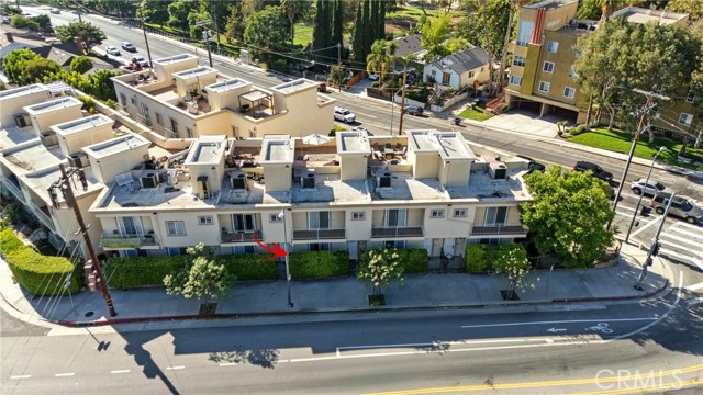 Los Angeles, California, 90042, United States, 3 Bedrooms Bedrooms, ,3 BathroomsBathrooms,Residential,For Sale,1928215