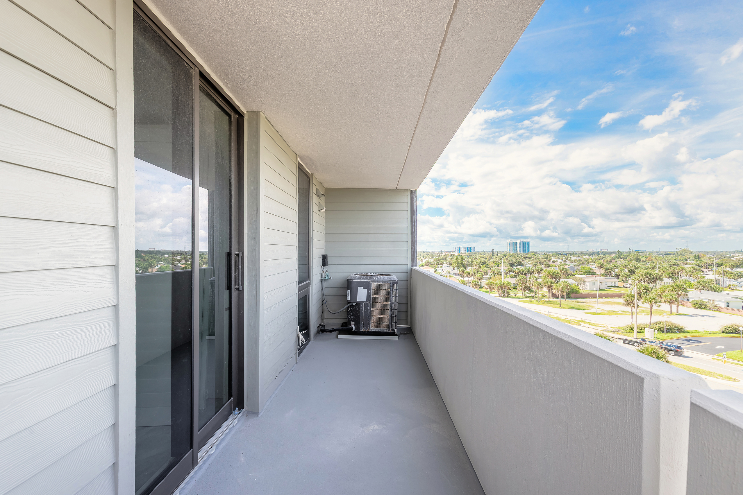 Daytona Beach, Florida, 32118, United States, 3 Bedrooms Bedrooms, ,2 BathroomsBathrooms,Residential,For Sale,1981159