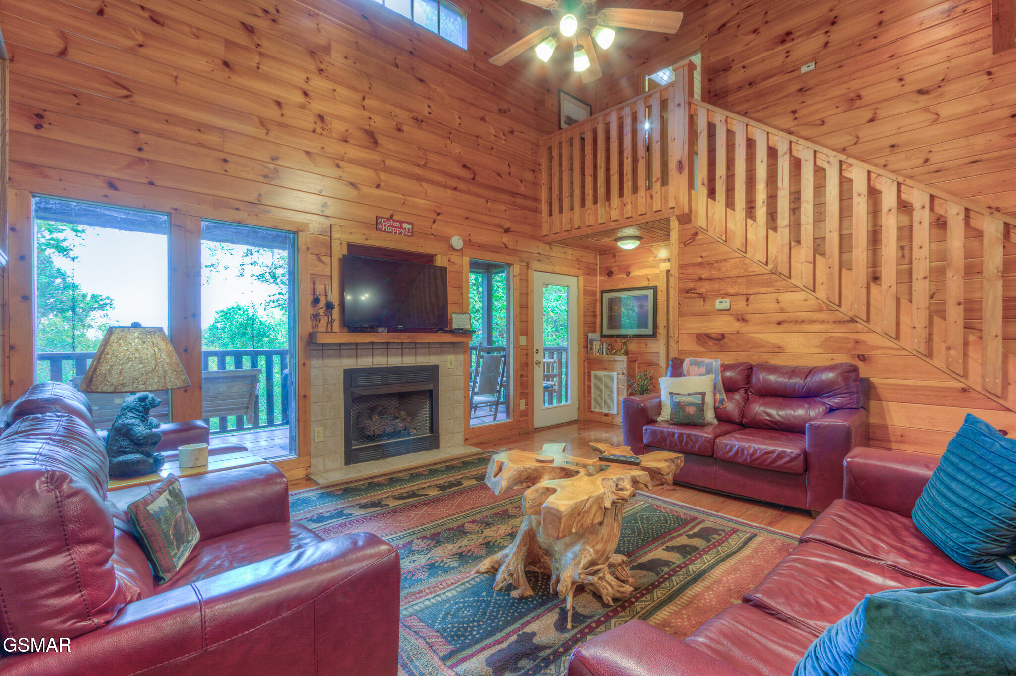 Sevierville, Tennessee, 37876, United States, 2 Bedrooms Bedrooms, ,3 BathroomsBathrooms,Residential,For Sale,1983447