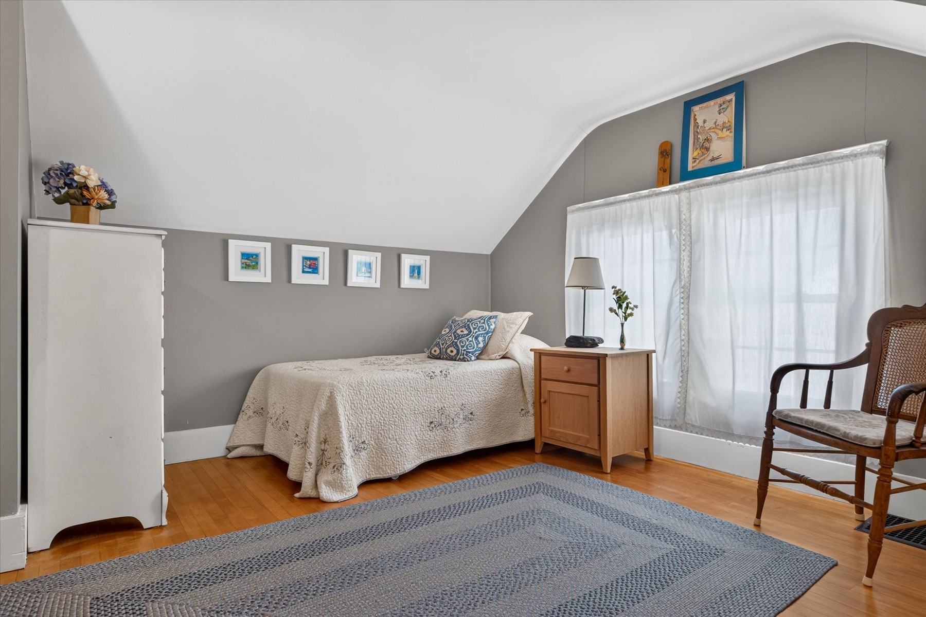  124 Bellevue Avenue - 物件實景