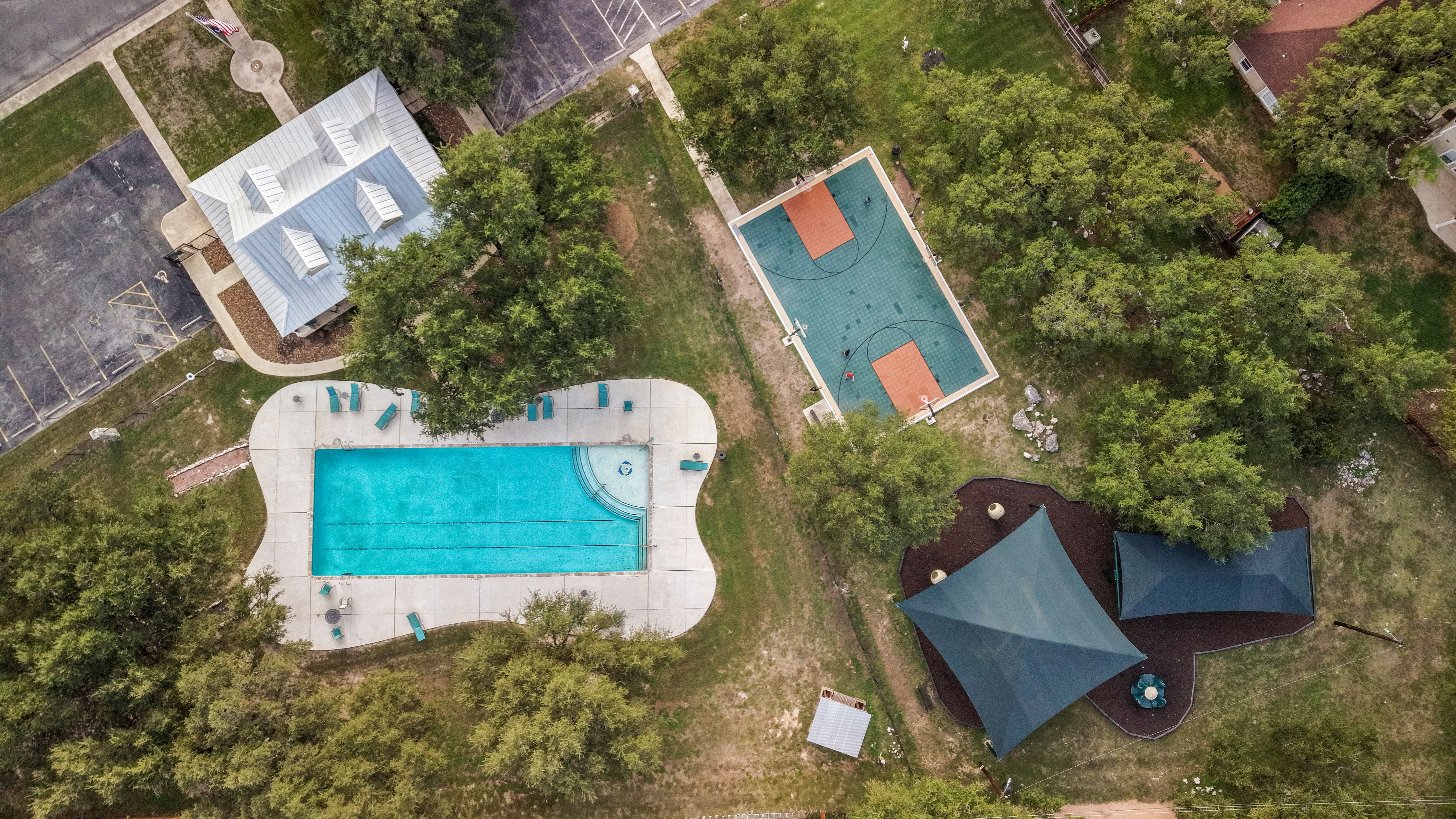  Private 5 Bedroom Oasis with Pool  Heights of Stone Oak - 物件實景