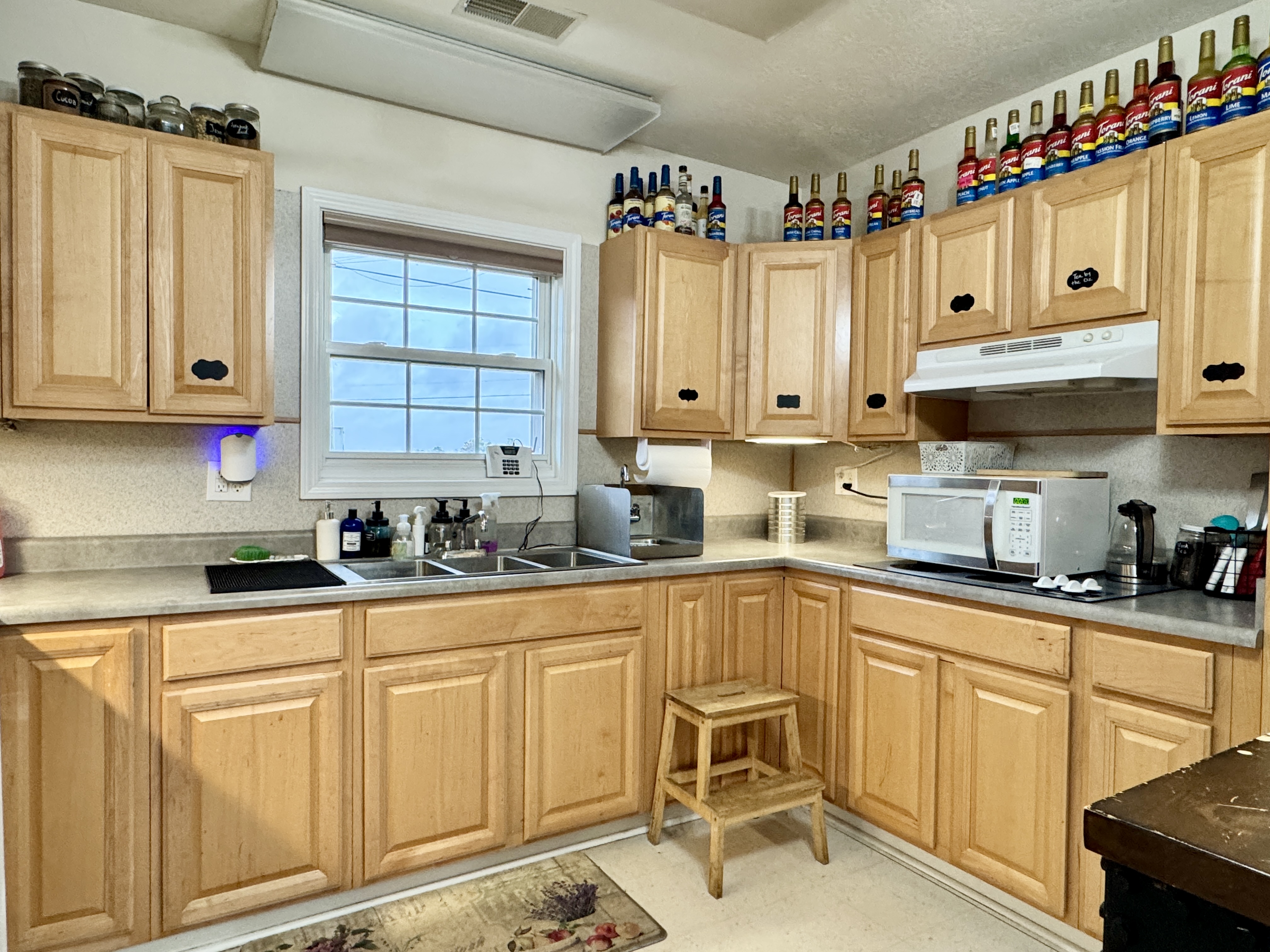 Hillsboro, Kentucky, 41049, United States, 3 Bedrooms Bedrooms, ,3 BathroomsBathrooms,Residential,For Sale,1984101