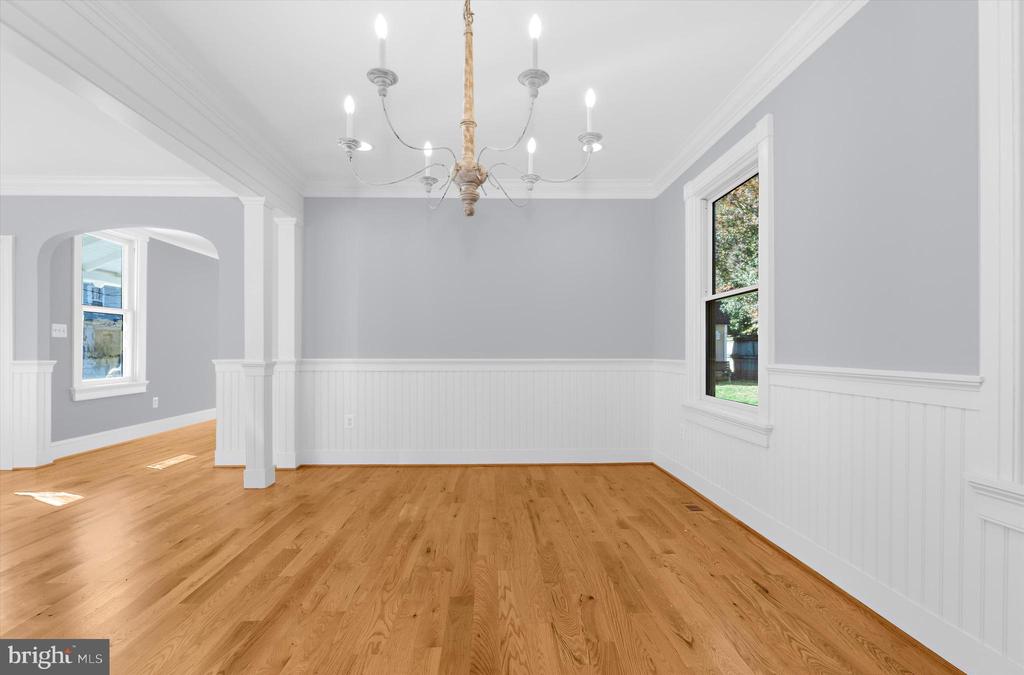 Chestertown, Maryland, 21620, United States, 5 Bedrooms Bedrooms, ,5 BathroomsBathrooms,Residential,For Sale,1988970