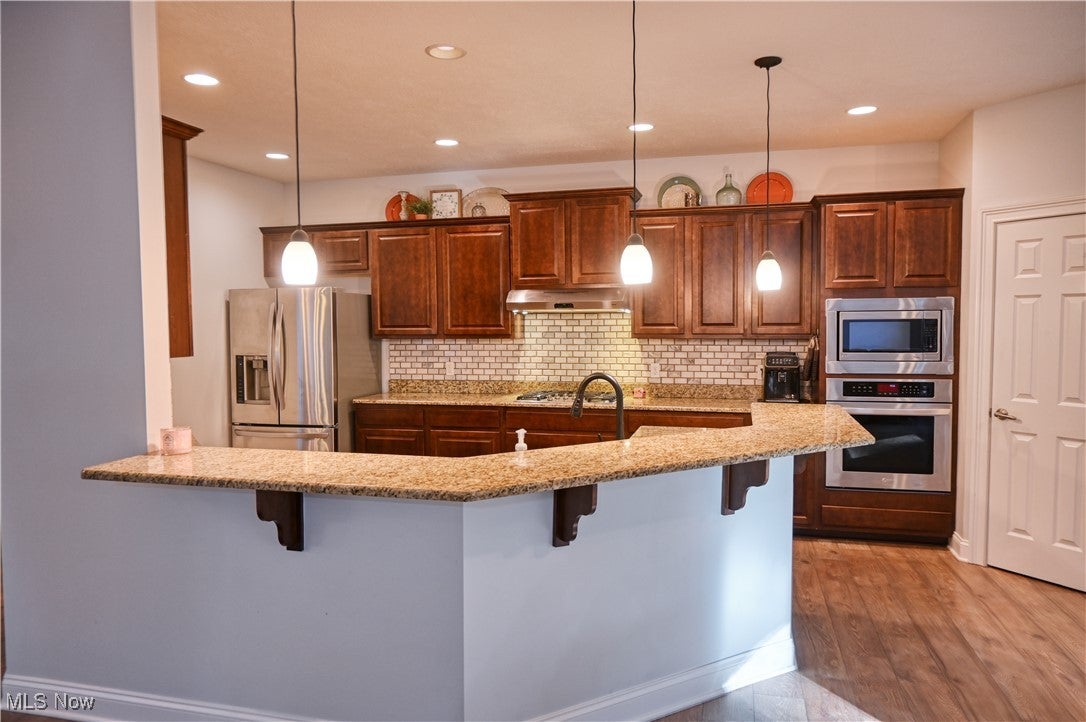 Westfield Center, Ohio, 44251, United States, 4 Bedrooms Bedrooms, ,3 BathroomsBathrooms,Residential,For Sale,1977060