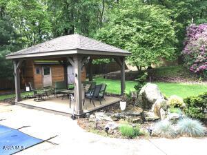 Bedford, Pennsylvania, 15522, United States, 4 Bedrooms Bedrooms, ,3 BathroomsBathrooms,Residential,For Sale,1837468