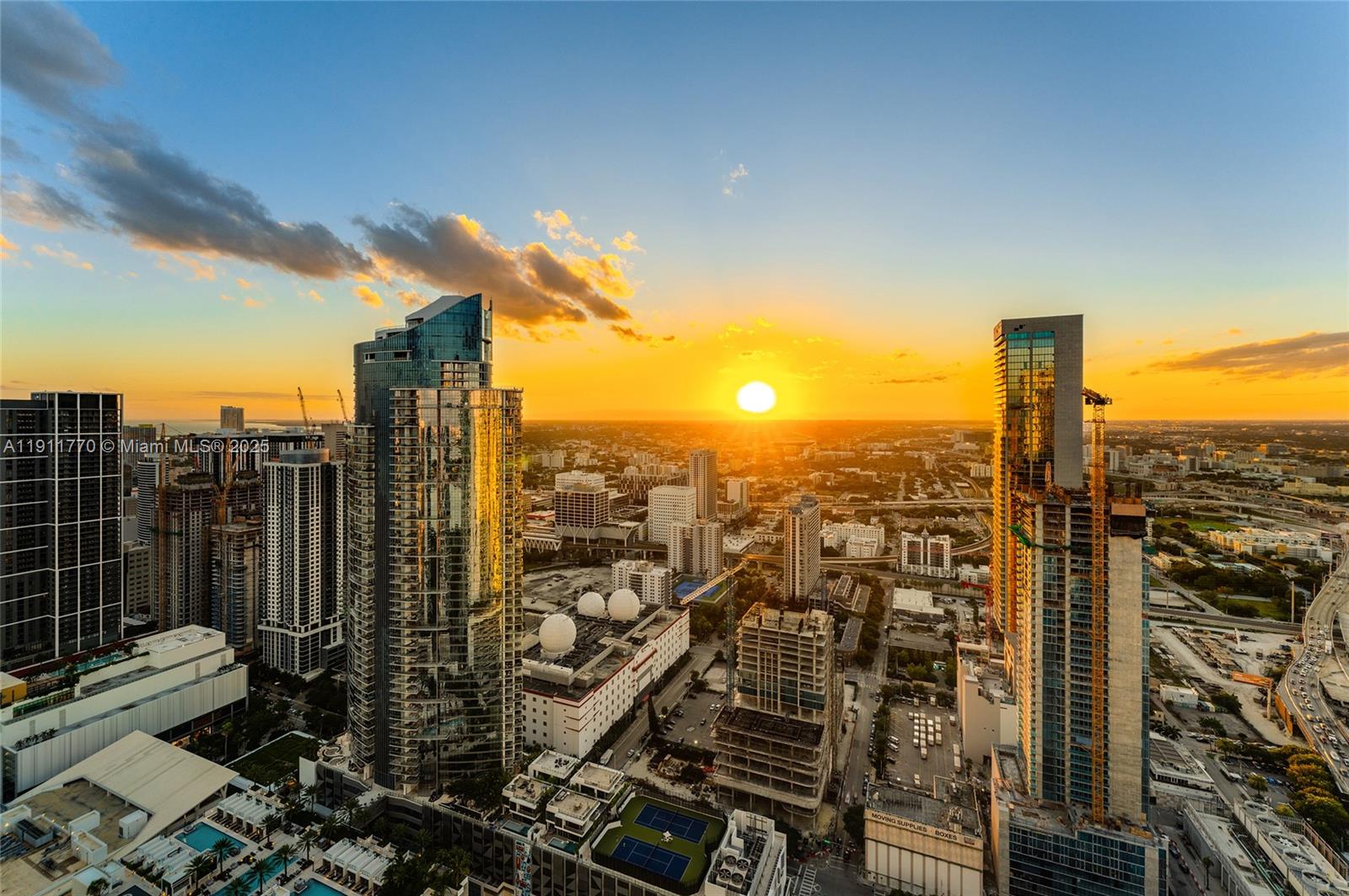 Miami, Florida, 33132, United States, 6 Bedrooms Bedrooms, ,7 BathroomsBathrooms,Residential,For Sale,1991375