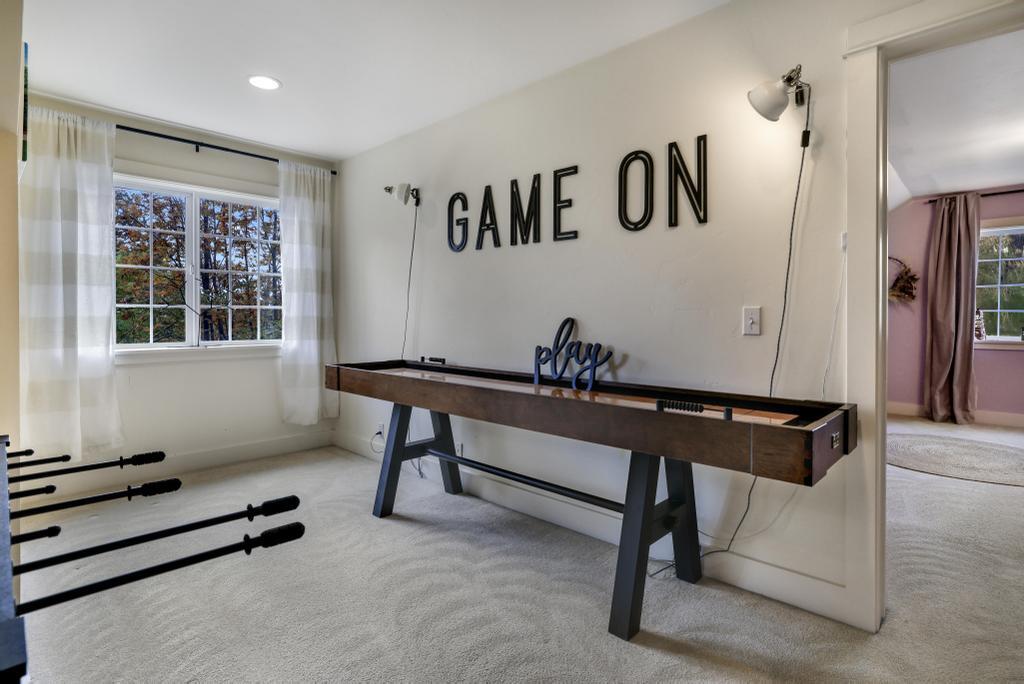 Bellevue, Idaho, 83313, United States, 4 Bedrooms Bedrooms, ,3 BathroomsBathrooms,Residential,For Sale,1989218