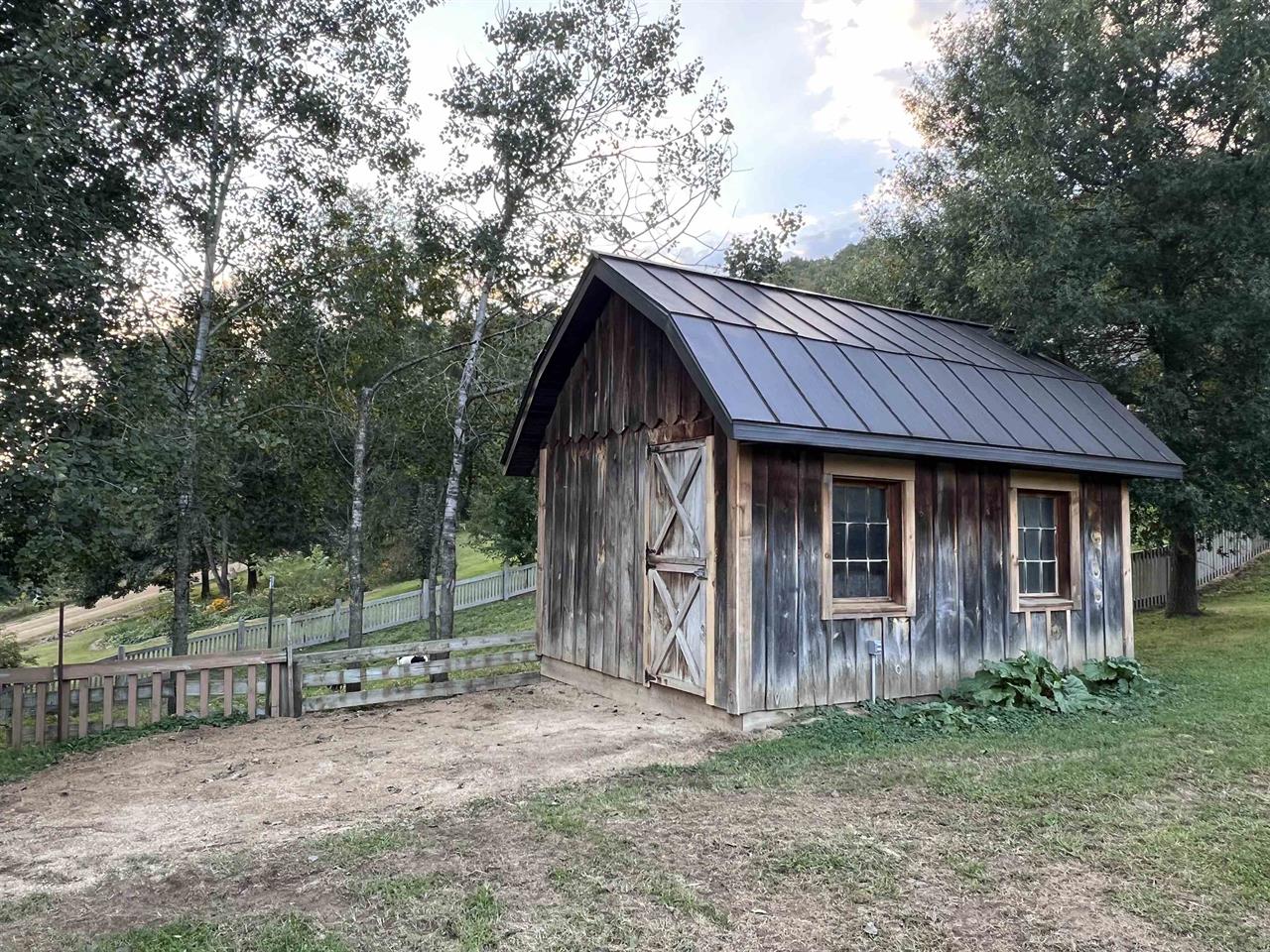 Westby, Wisconsin, 54667, United States, 3 Bedrooms Bedrooms, ,3 BathroomsBathrooms,Residential,For Sale,1977148