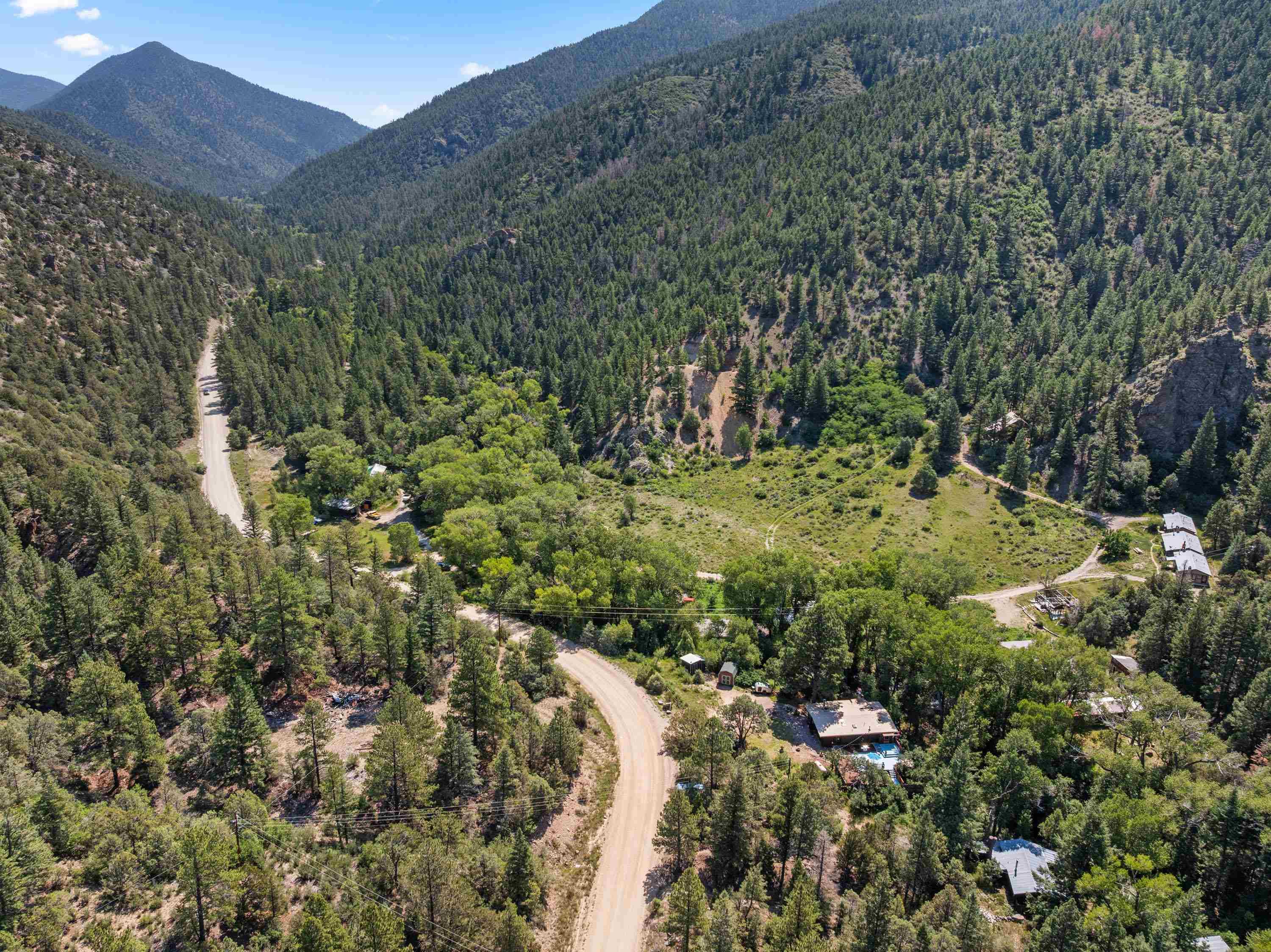 Questa, New Mexico, 87556, United States, 2 Bedrooms Bedrooms, ,3 BathroomsBathrooms,Residential,For Sale,1916841