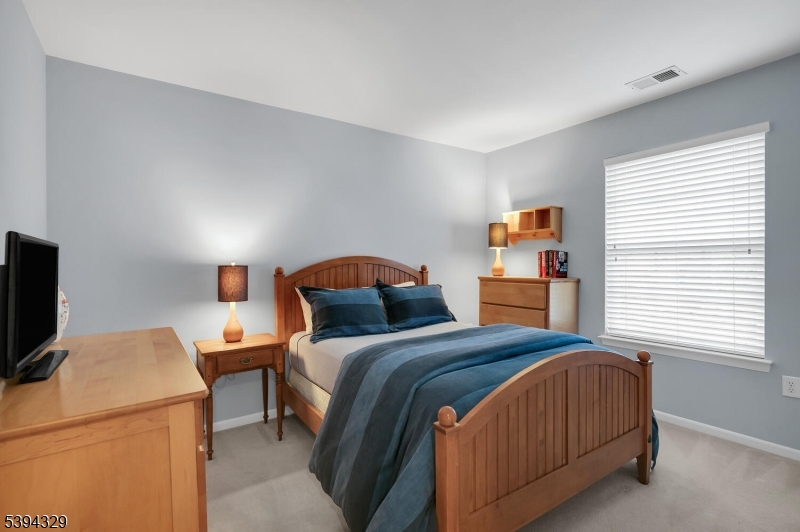 Bernards Twp., New Jersey, 07920, United States, 5 Bedrooms Bedrooms, ,3 BathroomsBathrooms,Residential,For Sale,1992949