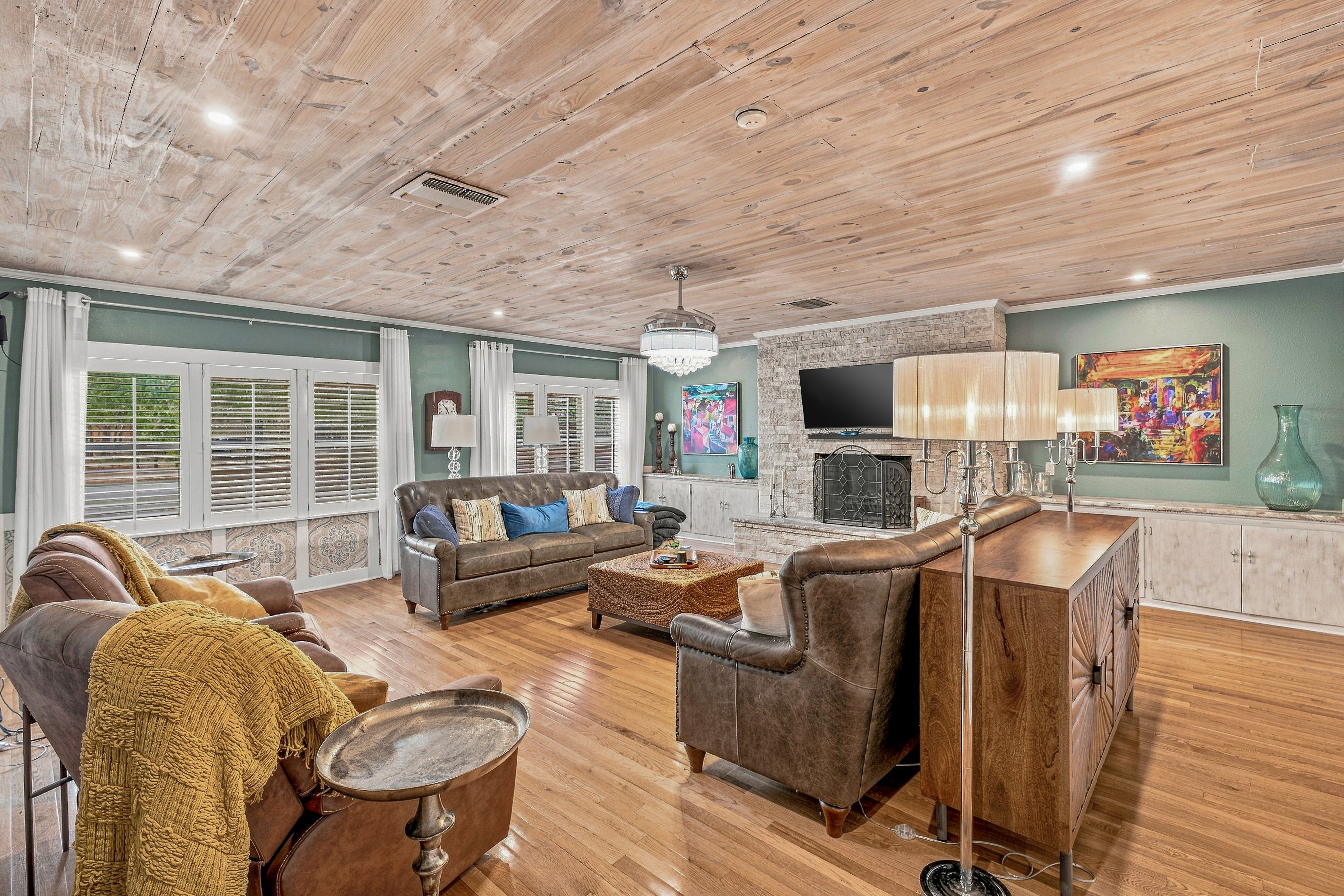  730 Virginia Street, Graham, TX, 76450 - 物件實景