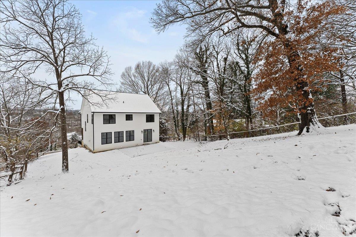 Blue Ash, Ohio, 45241, United States, 4 Bedrooms Bedrooms, ,4 BathroomsBathrooms,Residential,For Sale,2001661