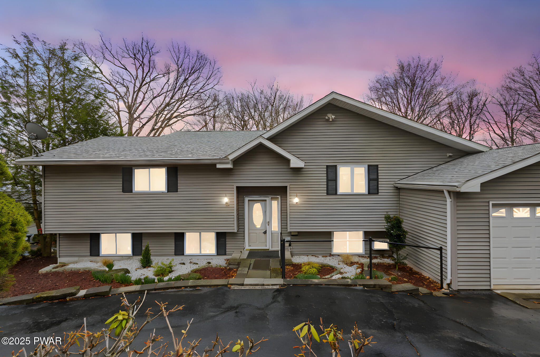 Lakeville, Pennsylvania, 18438, United States, 3 Bedrooms Bedrooms, ,3 BathroomsBathrooms,Residential,For Sale,1765507