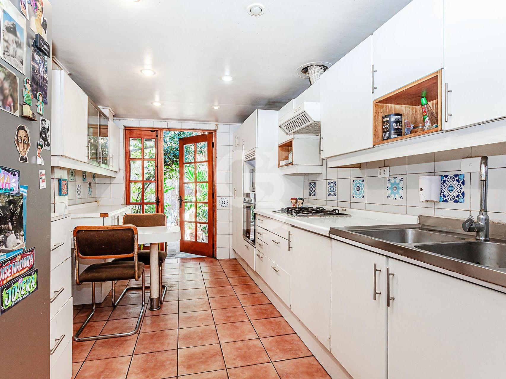 Las Condes, Chile, 5 Bedrooms Bedrooms, ,4 BathroomsBathrooms,Residential,For Sale,1996063