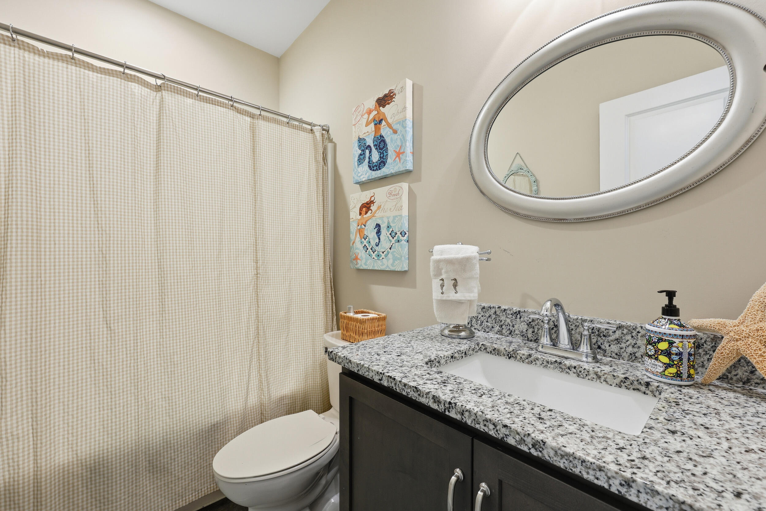 Mount Pleasant, South Carolina, 29466, United States, 3 Bedrooms Bedrooms, ,2 BathroomsBathrooms,Residential,For Sale,1992922