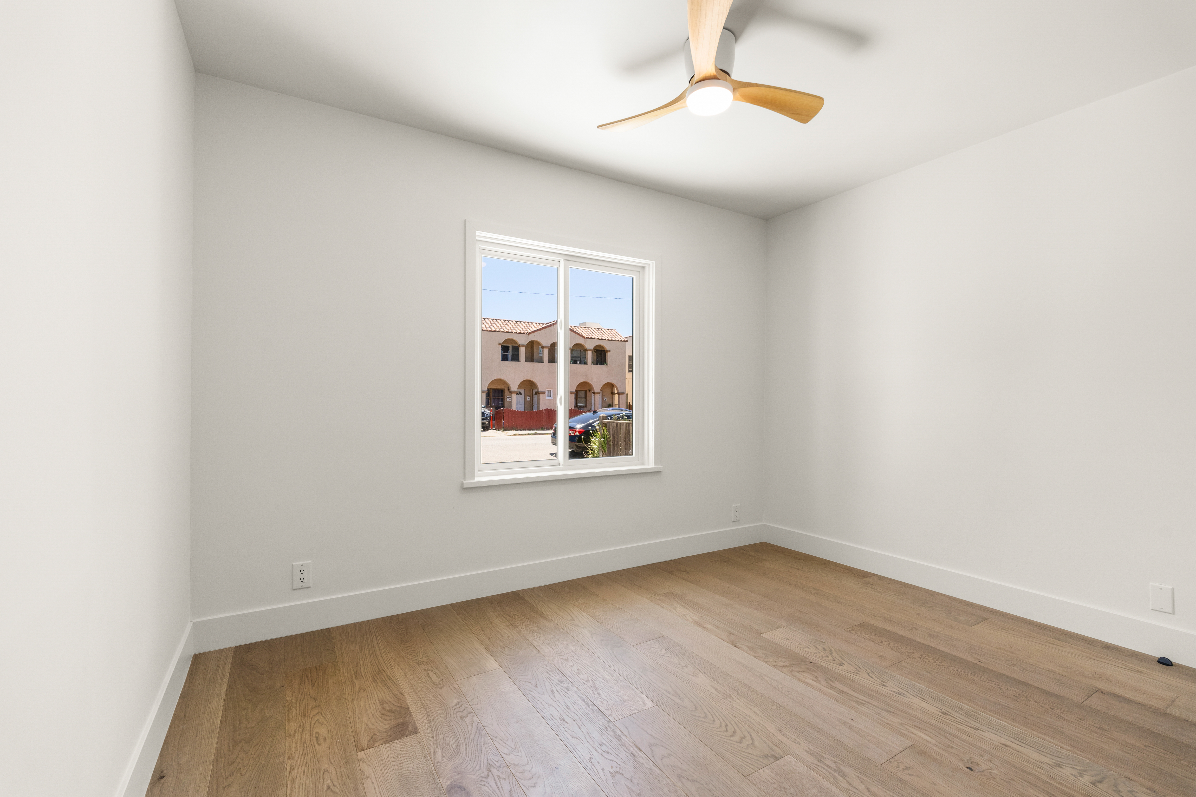  175 East Lewis Street, Ventura, CA 93001 - 物件實景