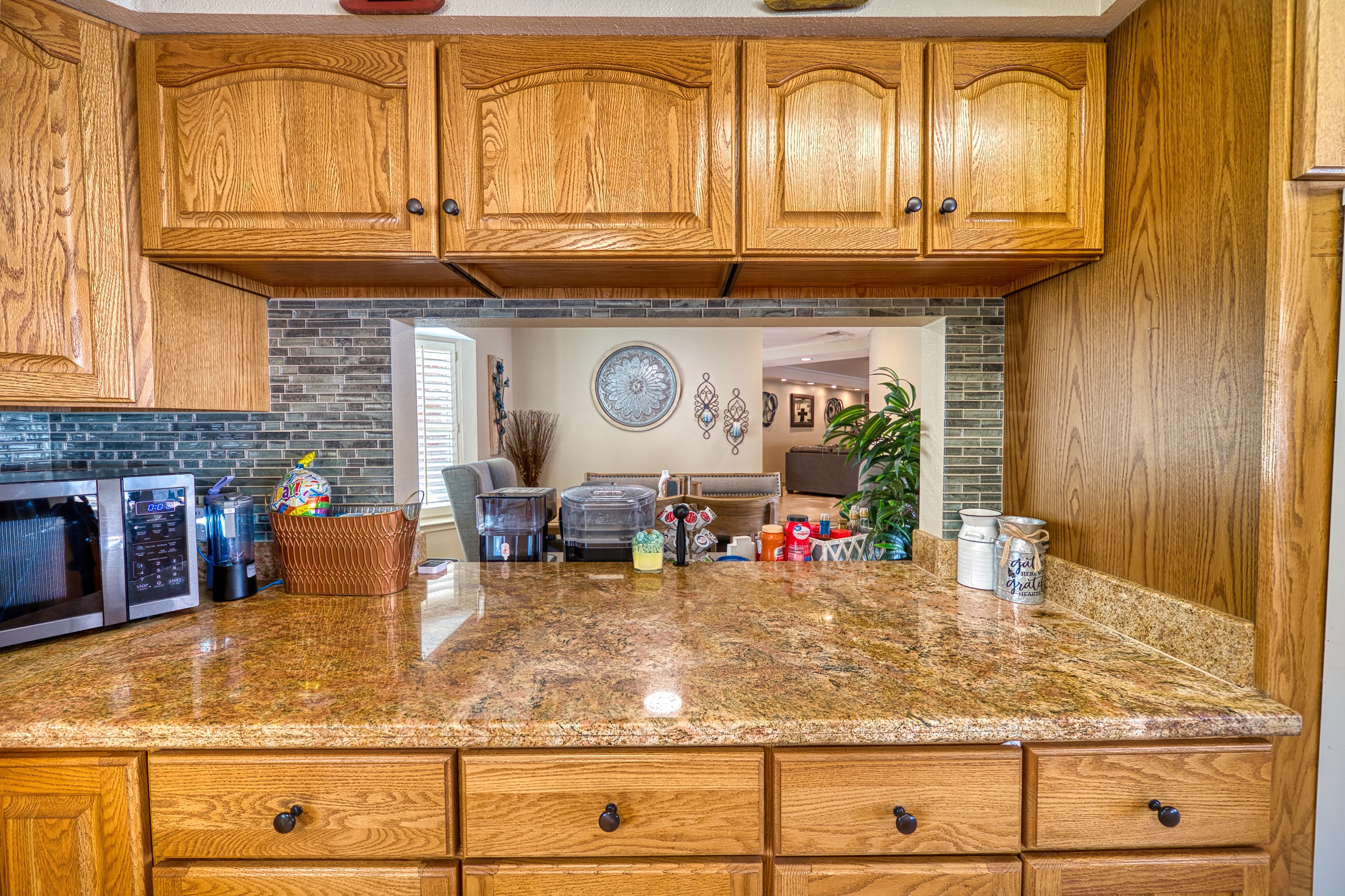 Carlsbad, New Mexico, 88220, United States, 4 Bedrooms Bedrooms, ,3 BathroomsBathrooms,Residential,For Sale,1974897