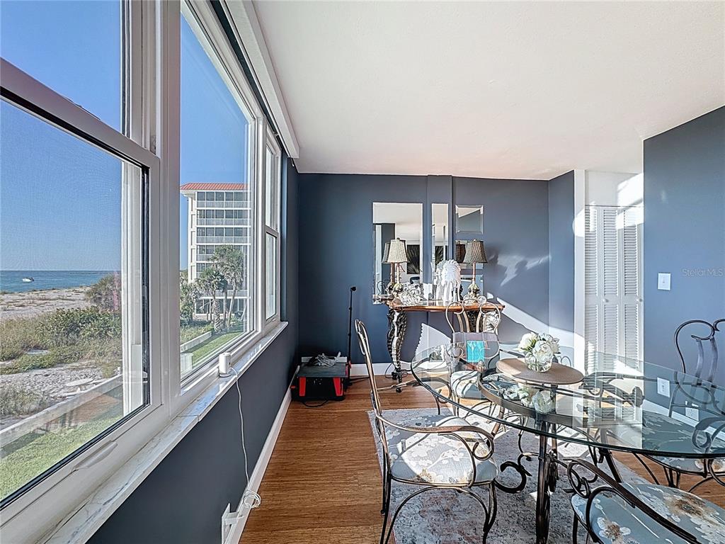 Venice, Florida, 34285, United States, 2 Bedrooms Bedrooms, ,2 BathroomsBathrooms,Residential,For Sale,1999617