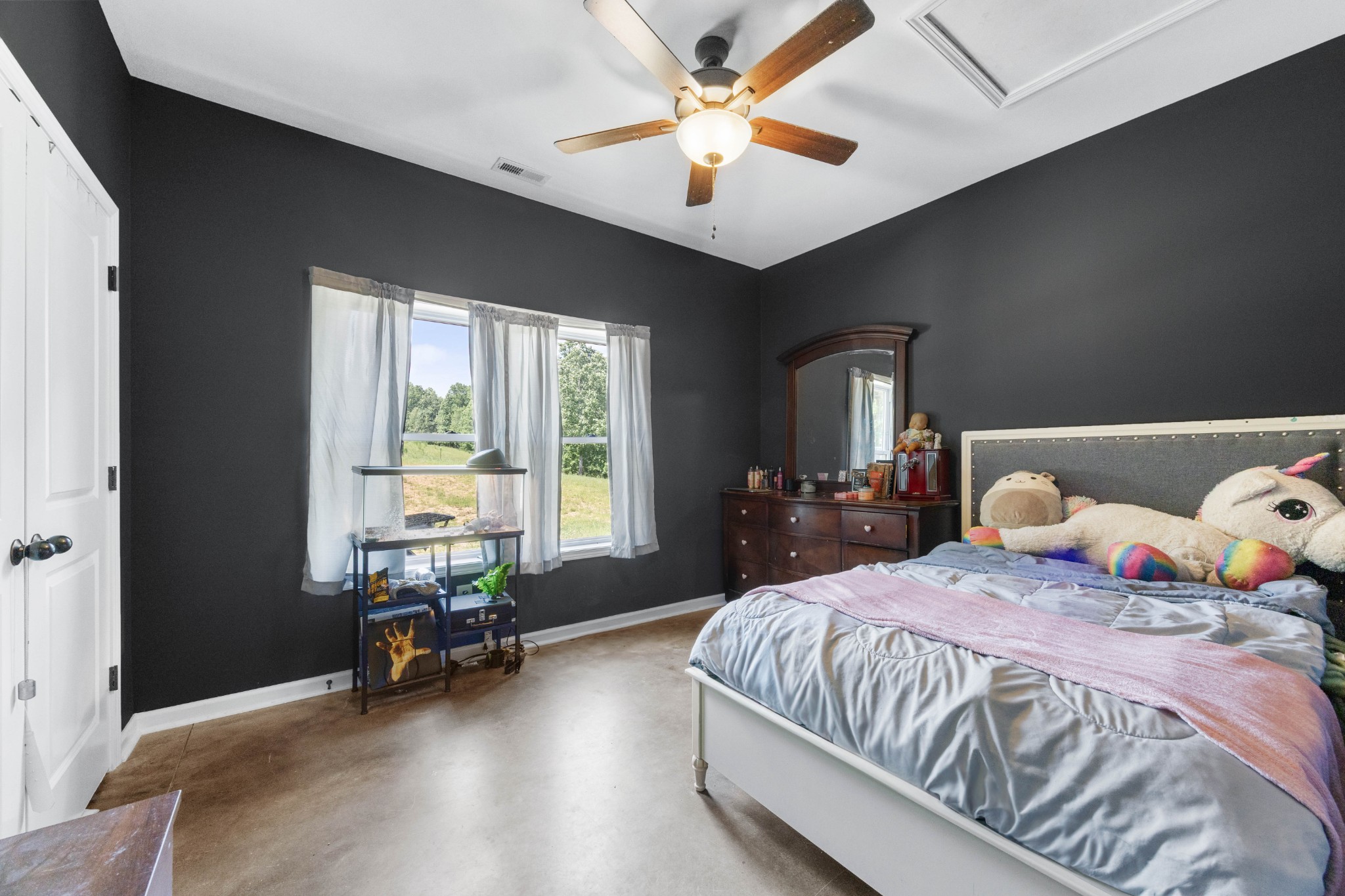 Indian Mound, Tennessee, 37079, United States, 3 Bedrooms Bedrooms, ,2 BathroomsBathrooms,Residential,For Sale,1866881