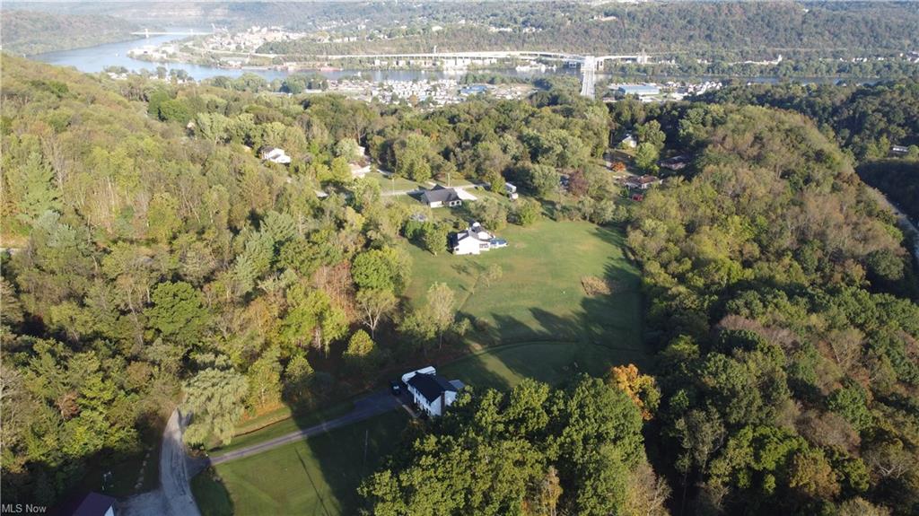 Chester, West Virginia, 26034, United States, 3 Bedrooms Bedrooms, ,3 BathroomsBathrooms,Residential,For Sale,1975770