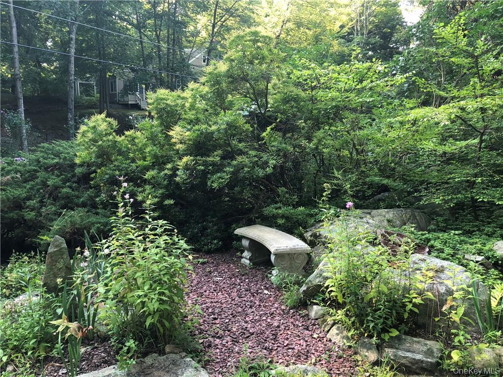South Salem, New York, 10590, United States, 2 Bedrooms Bedrooms, ,2 BathroomsBathrooms,Residential,For Sale,1949809