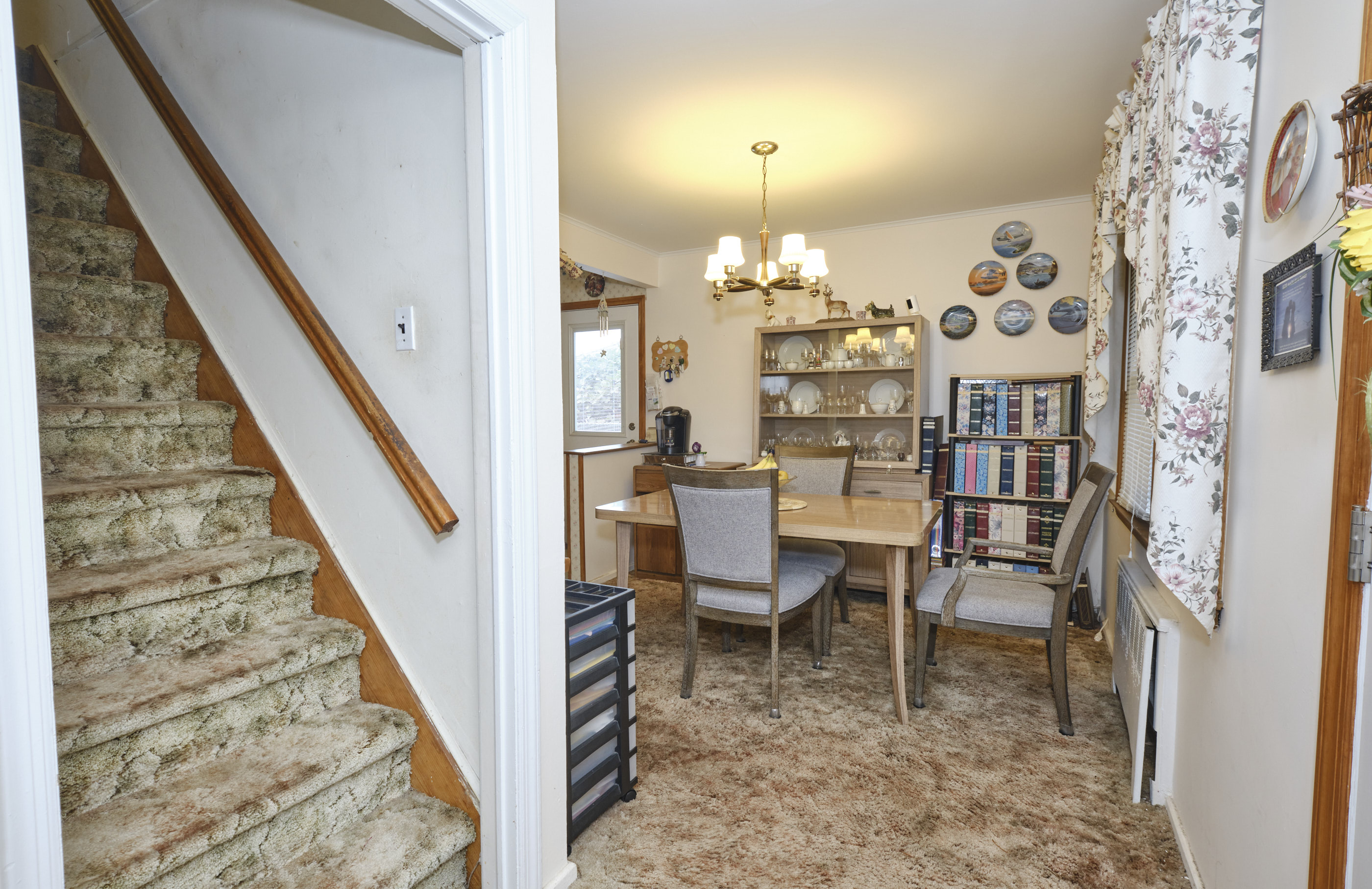 New Hyde Park, New York, 11040, United States, 4 Bedrooms Bedrooms, ,3 BathroomsBathrooms,Residential,For Sale,1977878