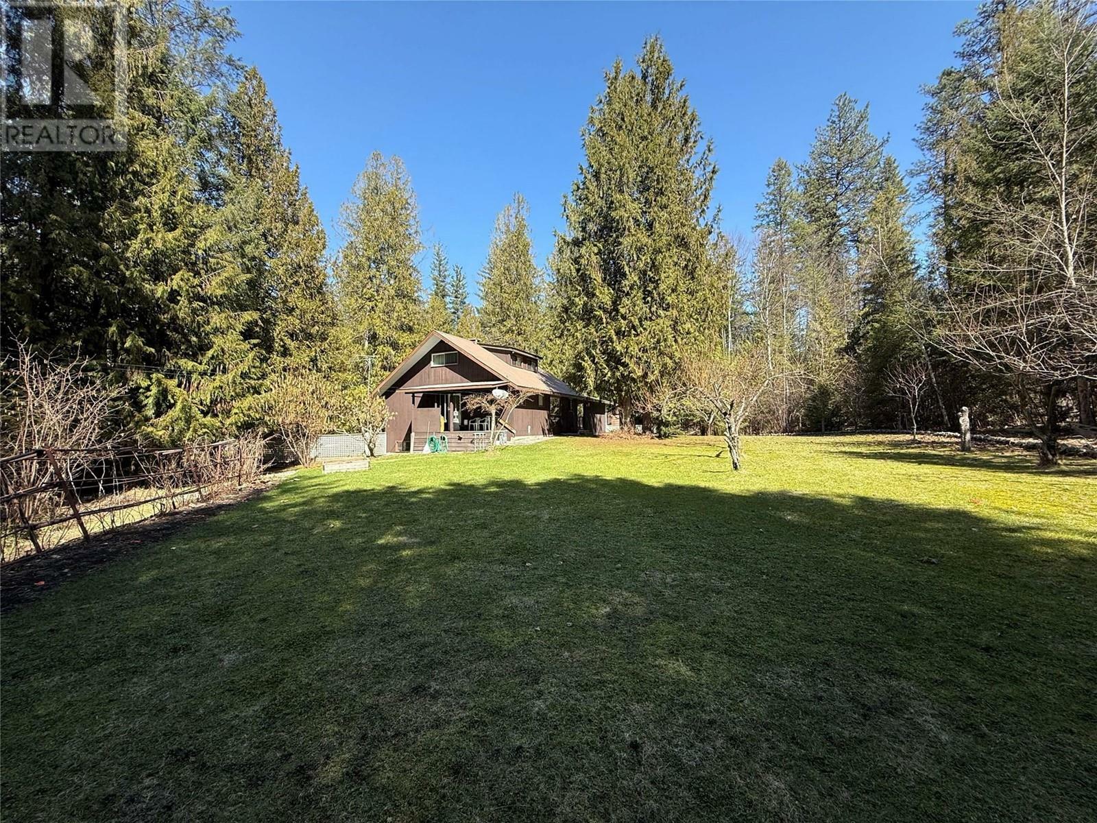 WINLAW, British Columbia, V0G 2J0, CA, 4 Bedrooms Bedrooms, ,1 BathroomBathrooms,Residential,For Sale,1837554