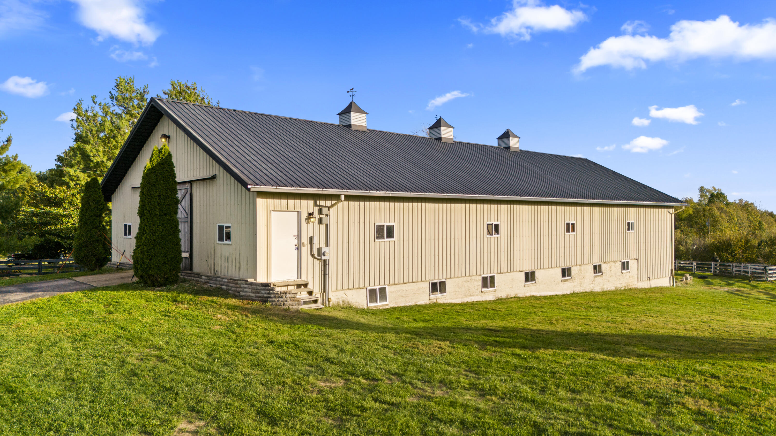 Winchester, Kentucky, 40391, United States, 3 Bedrooms Bedrooms, ,3 BathroomsBathrooms,Residential,For Sale,1992796