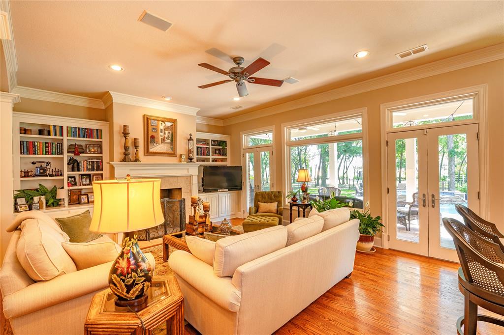 Red Oak, Texas, 75154, United States, 4 Bedrooms Bedrooms, ,4 BathroomsBathrooms,Residential,For Sale,1938334