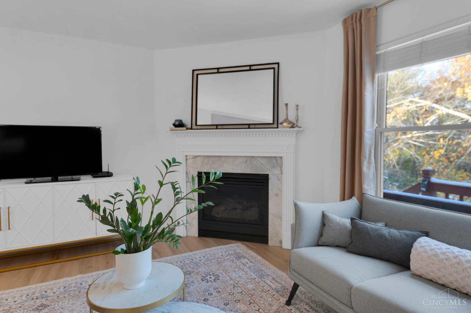 Loveland, Ohio, 45140, United States, 4 Bedrooms Bedrooms, ,3 BathroomsBathrooms,Residential,For Sale,1992143