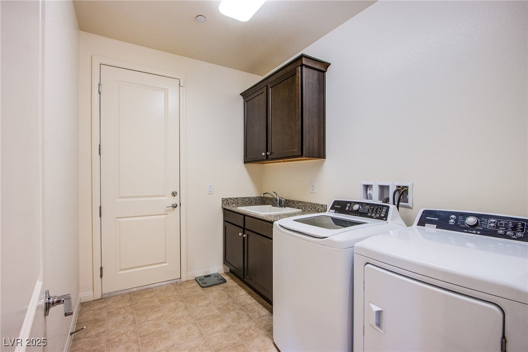 Las Vegas, Nevada, 89113, United States, 5 Bedrooms Bedrooms, ,1 BathroomBathrooms,Residential,For Sale,1836306