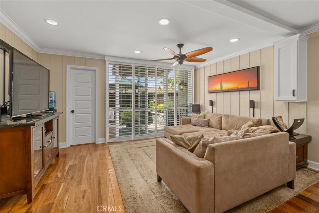 Irvine, California, 92620, United States, 1 Bedroom Bedrooms, ,2 BathroomsBathrooms,Residential,For Sale,1906882