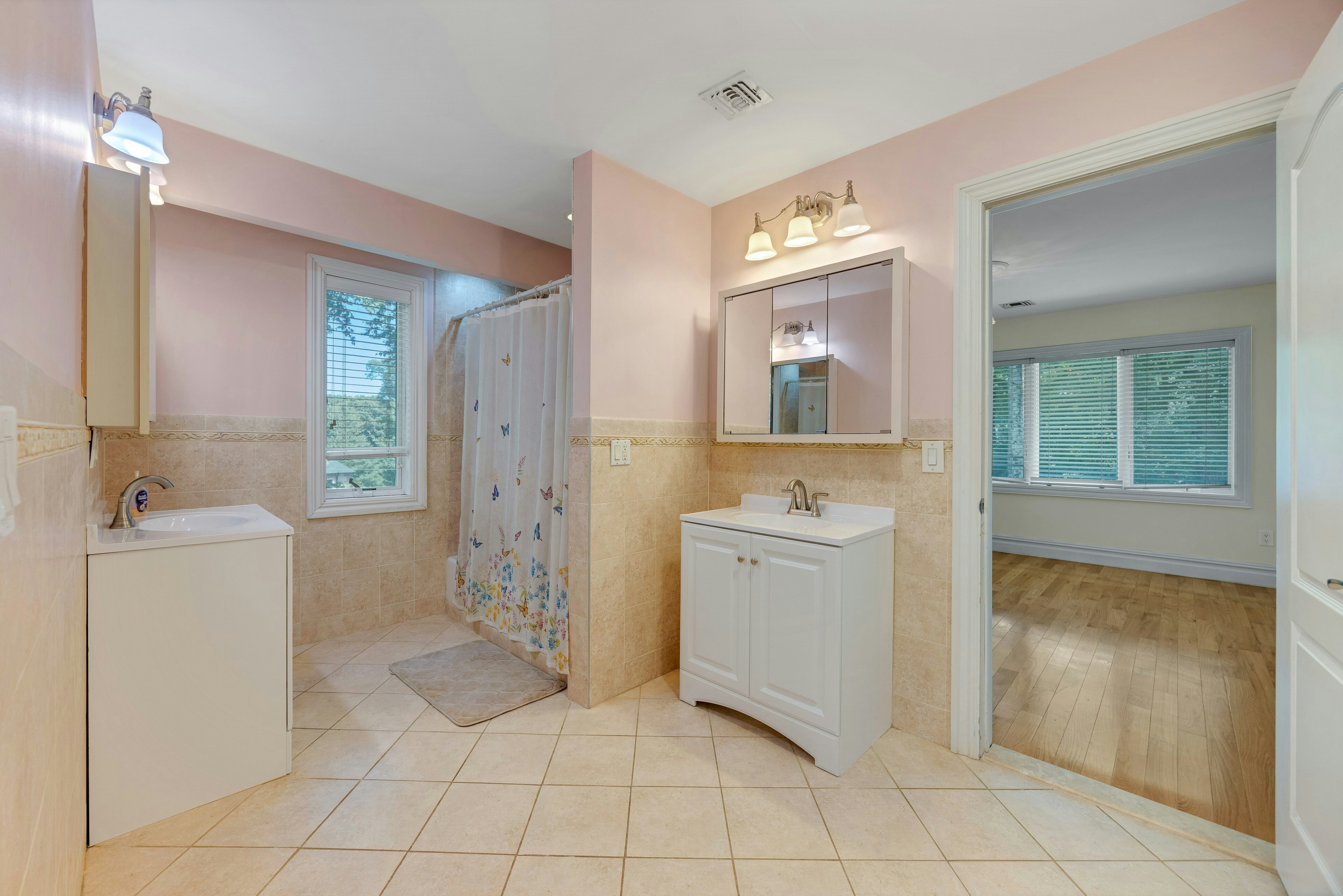  252 Mabel Place, Franklin Lakes, NJ 07417 - 物件實景