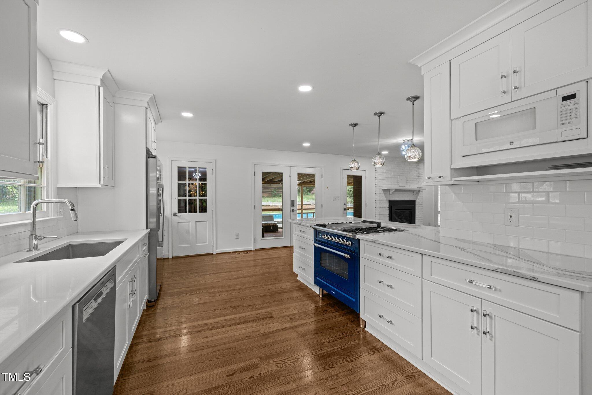 Raleigh, North Carolina, 27606, United States, 5 Bedrooms Bedrooms, ,2 BathroomsBathrooms,Residential,For Sale,1857756