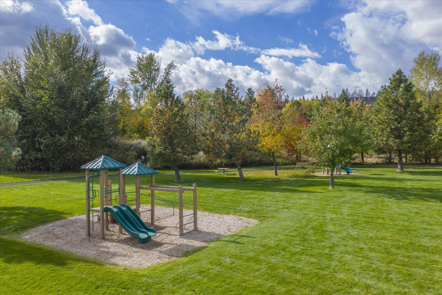 Spokane, Washington, 99224, United States, 4 Bedrooms Bedrooms, ,2 BathroomsBathrooms,Residential,For Sale,1985740