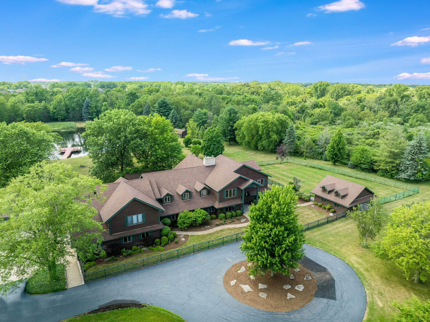 Frankfort, Illinois, 60423, United States, 8 Bedrooms Bedrooms, ,7 BathroomsBathrooms,Residential,For Sale,1911769