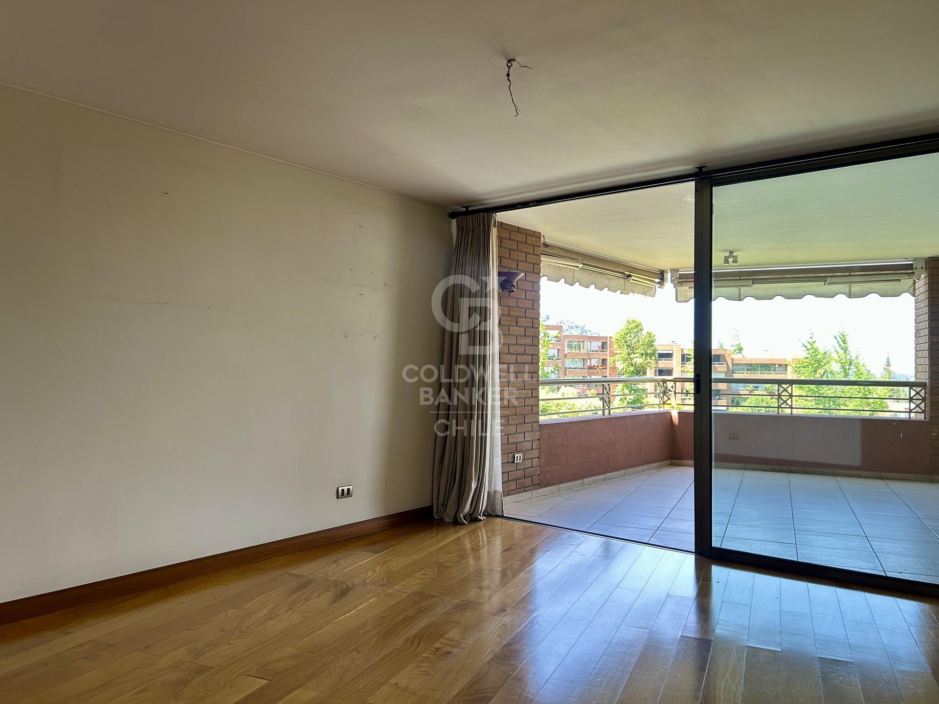 Vitacura, Chile, 5 Bedrooms Bedrooms, ,4 BathroomsBathrooms,Residential,For Sale,1966854