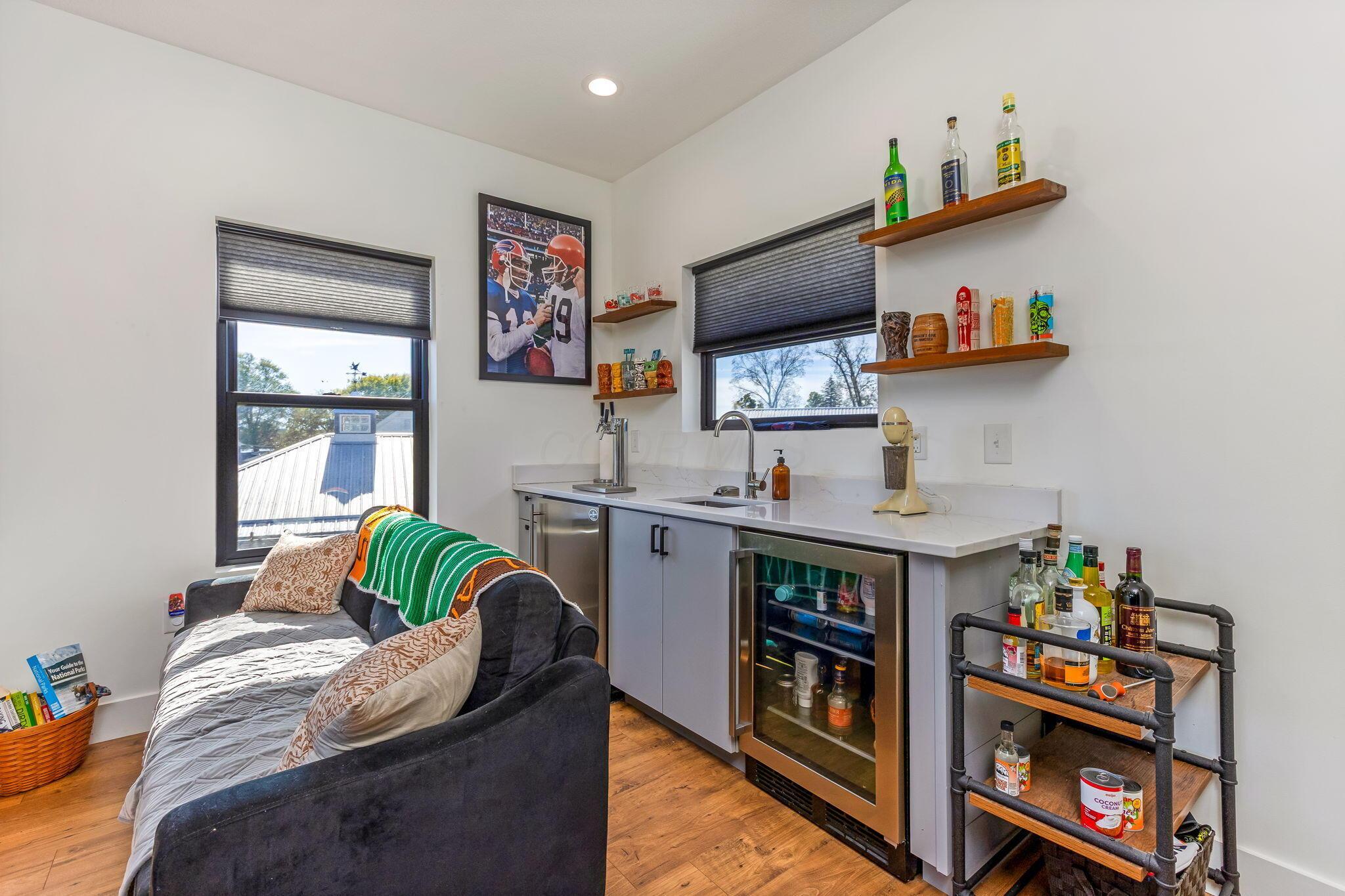 Buckeye Lake, Ohio, 43008, United States, 3 Bedrooms Bedrooms, ,3 BathroomsBathrooms,Residential,For Sale,1975089