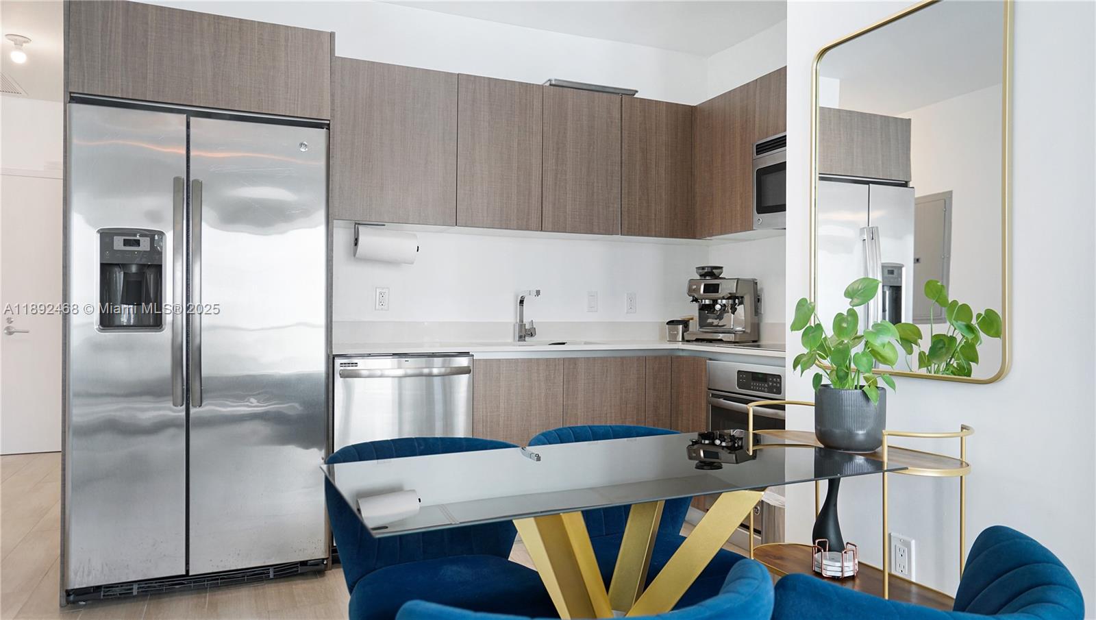 Miami, Florida, 33129, United States, 2 Bedrooms Bedrooms, ,2 BathroomsBathrooms,Residential,For Sale,1961271