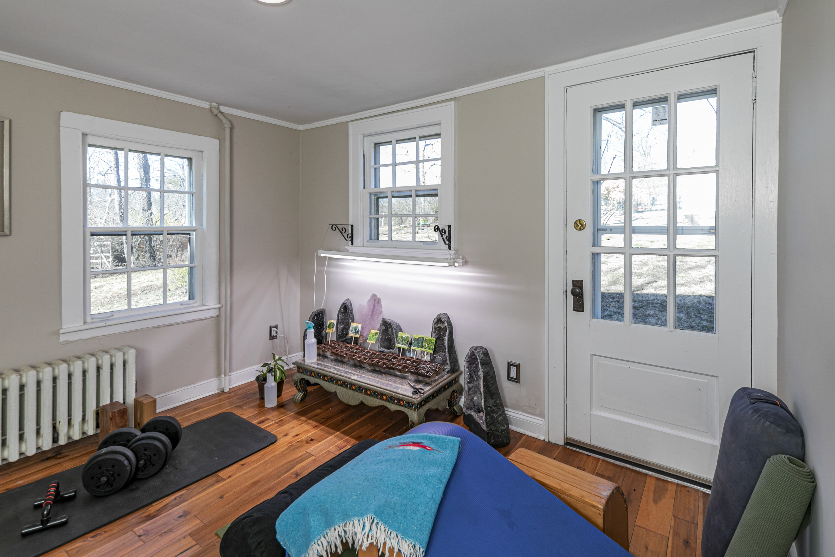  18th Century Charm and Captivating Grounds Edging Stony Brook - 物件實景