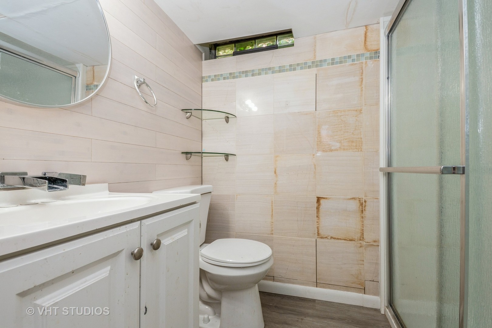 Chicago, Illinois, 60643, United States, 4 Bedrooms Bedrooms, ,3 BathroomsBathrooms,Residential,For Sale,1910863
